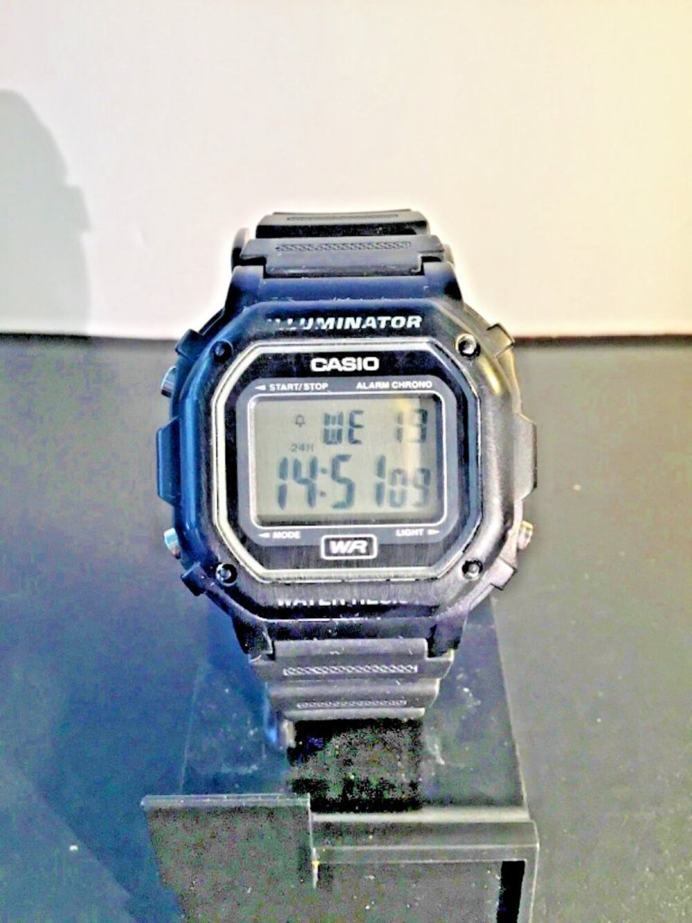 Casio F‑108WH Digital Watch – Black Resin – New Battery – Tested & Working